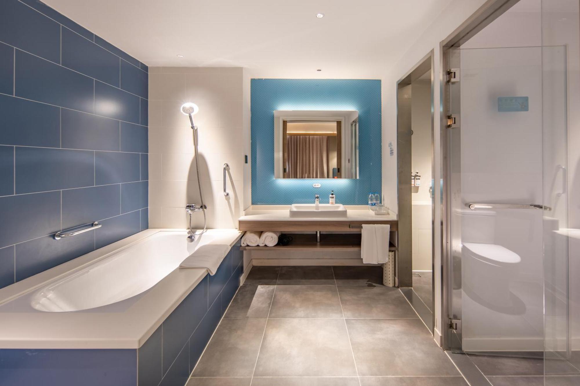 Holiday Inn Express Shanghai Jiading New City By Ihg Екстер'єр фото
