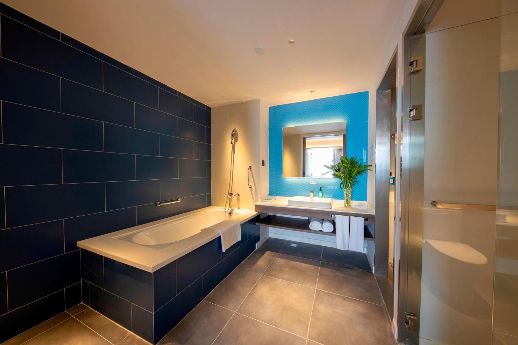 Holiday Inn Express Shanghai Jiading New City By Ihg Екстер'єр фото